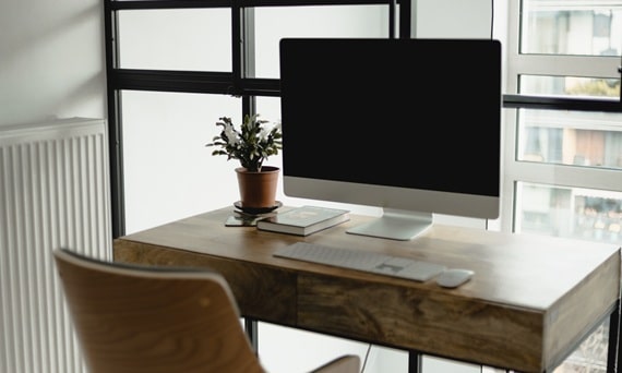 Jak dbać o czystość w miejscu pracy? Praktyczne porady